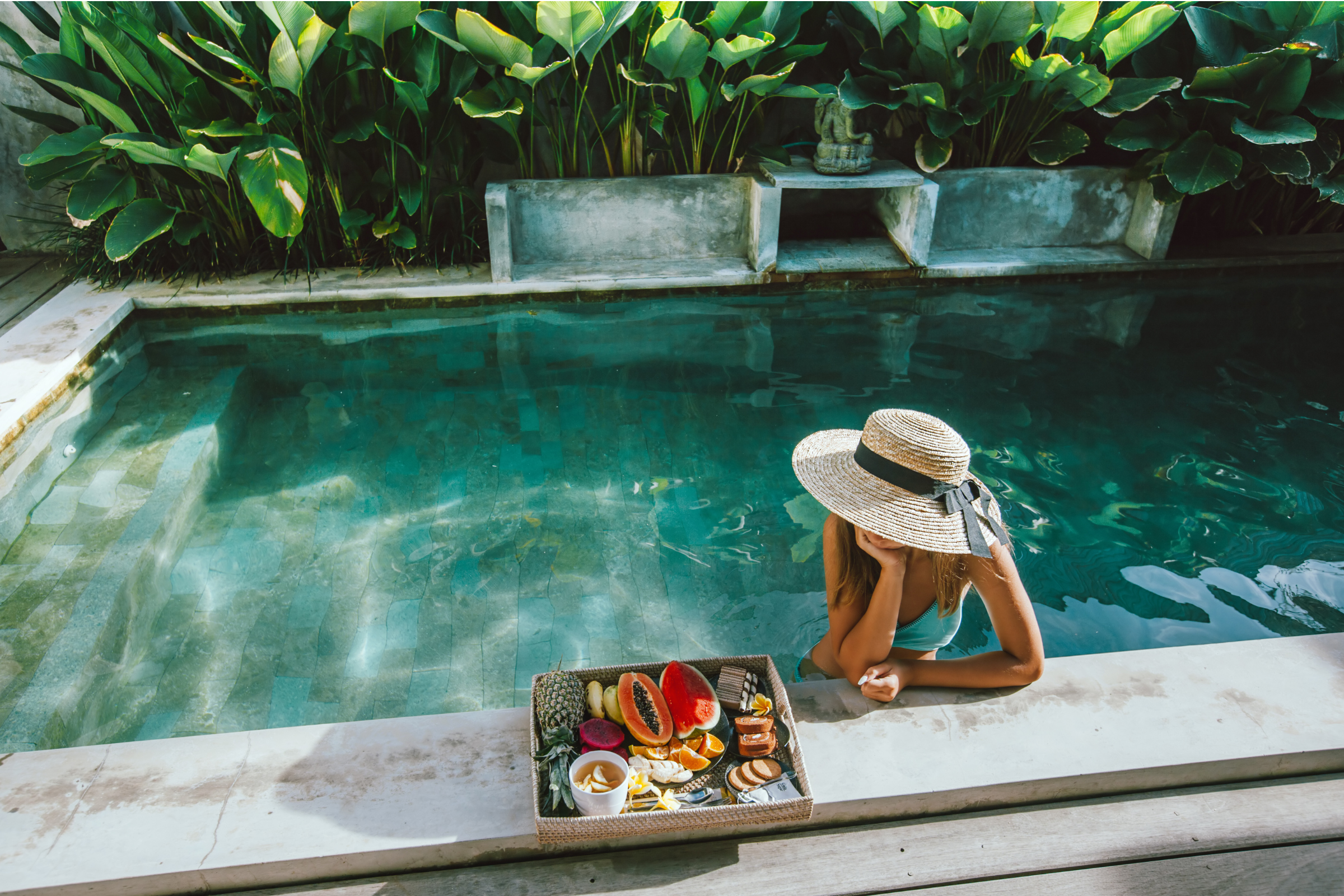 Nourishment on Holiday: A Guide to Feeling Your Best While You Travel.