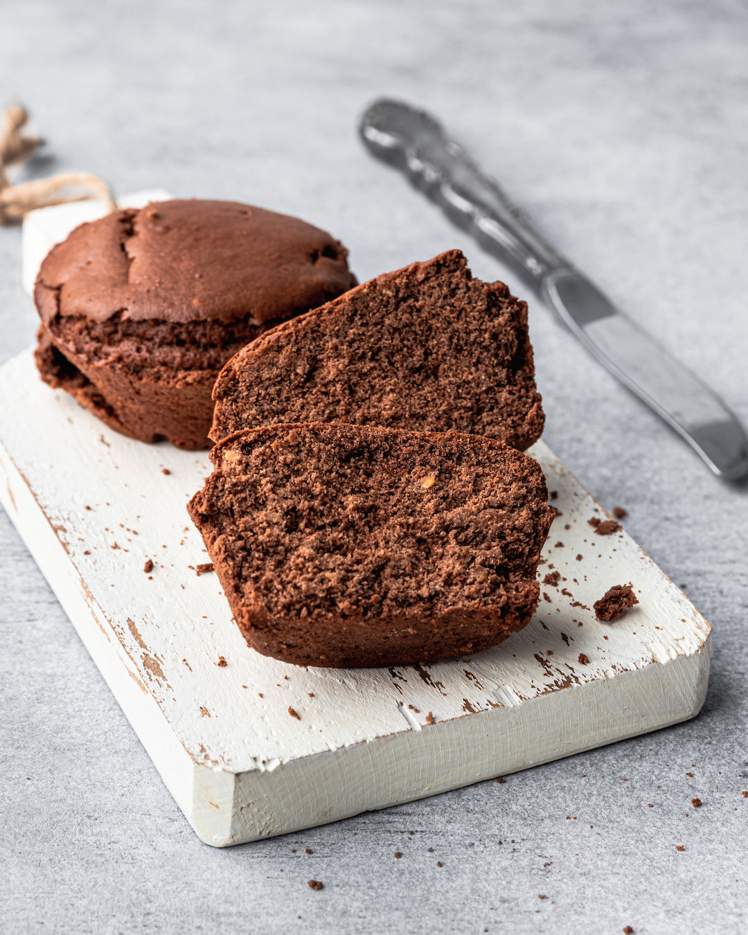 Snack of the week! Enter Kurami’s Chocolate & Chickpea Fudge Muffins.