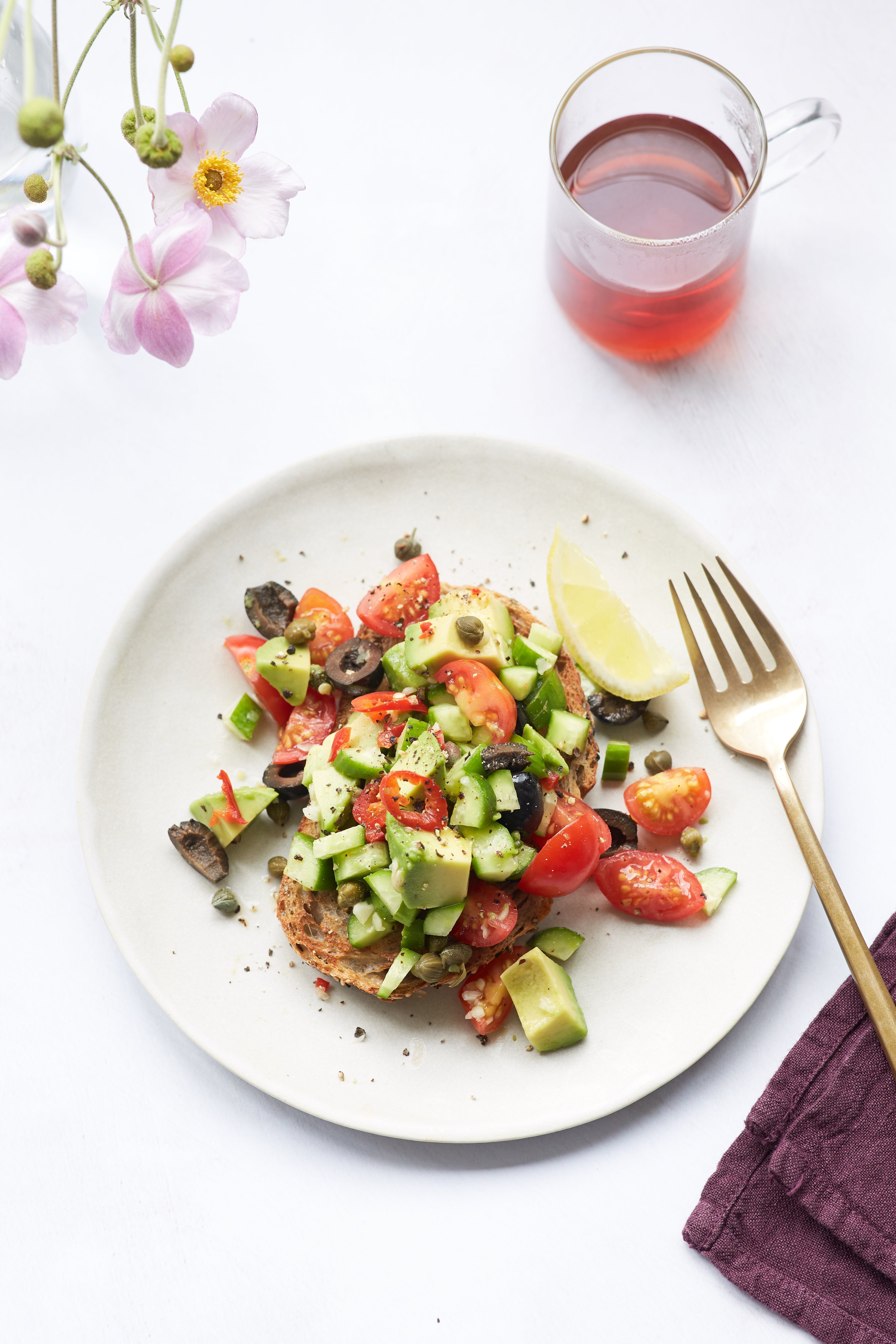 Anti-inflammatory eating: what the evidence actually says.