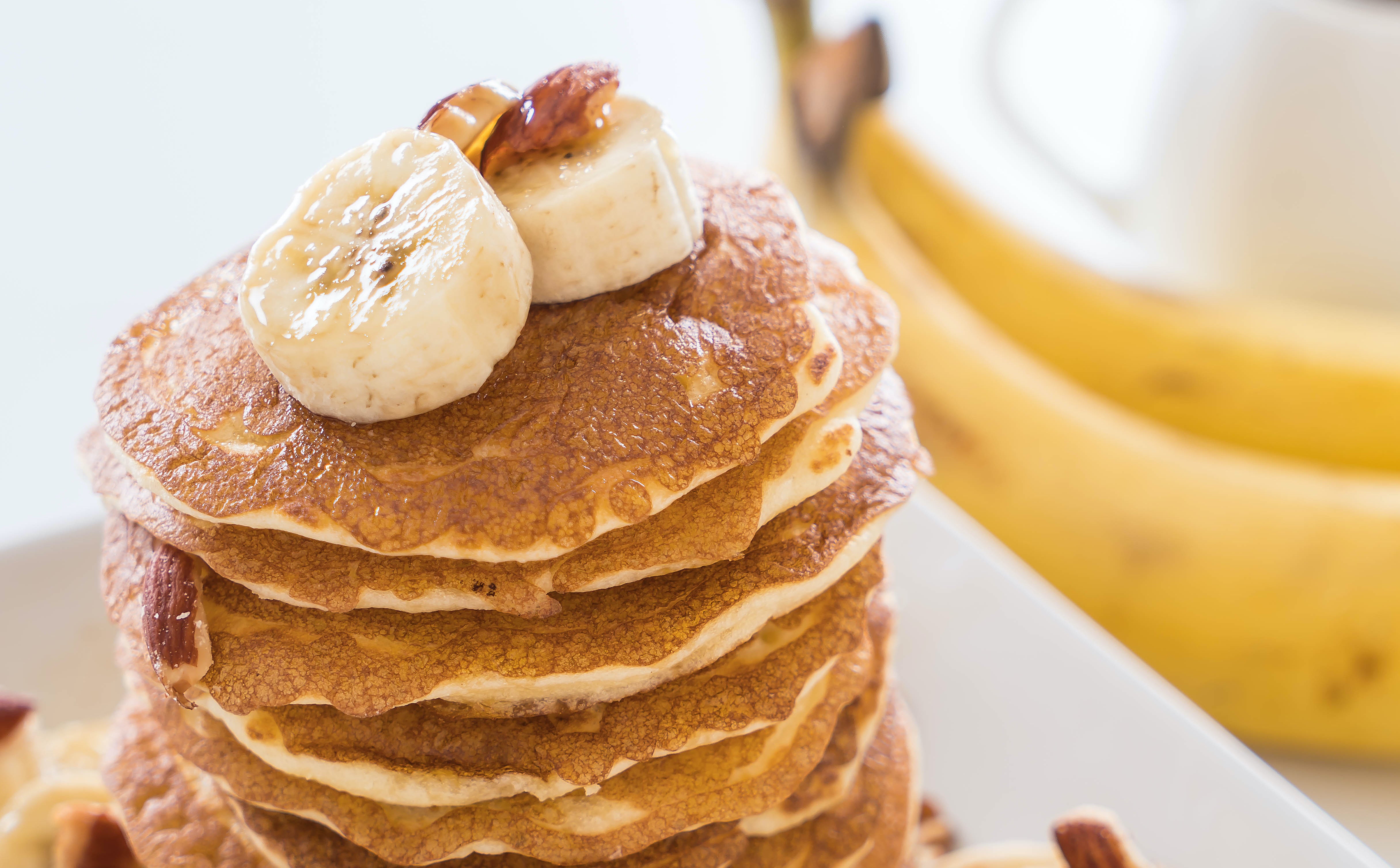 The Perfect Summer Breakfast: Fluffy Banana Pancakes.